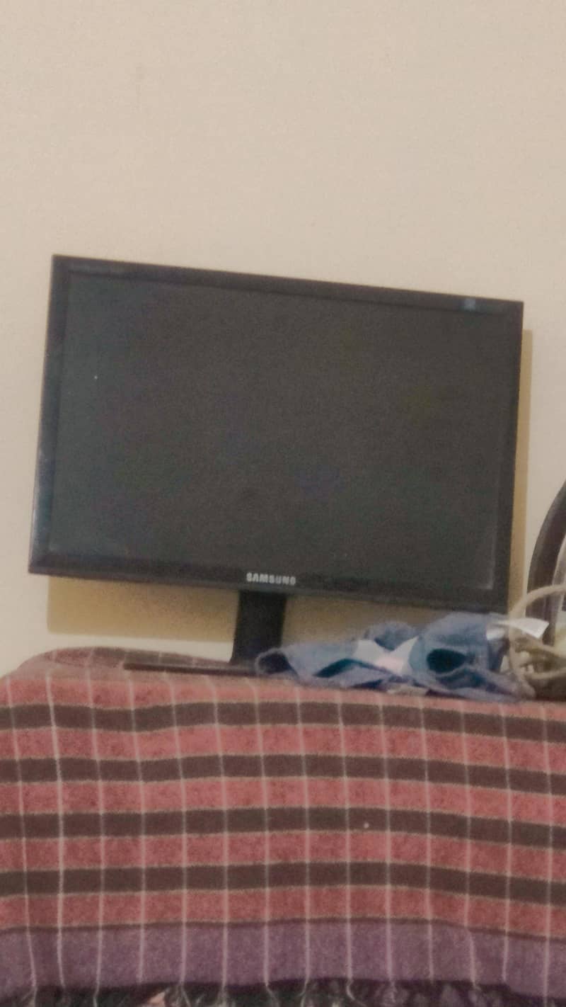 computer LCD 17inch 0