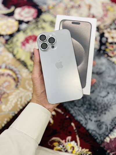 Apple iPhone 15 Pro Max