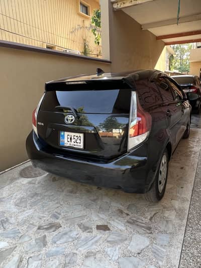 Toyota Aqua 2015