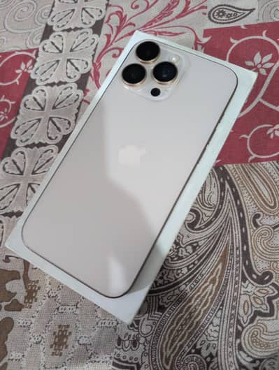 Apple iPhone 16 Pro Max