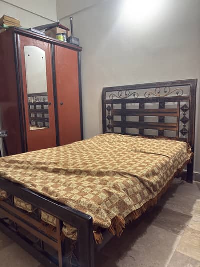 Iron Bed 4 by 6