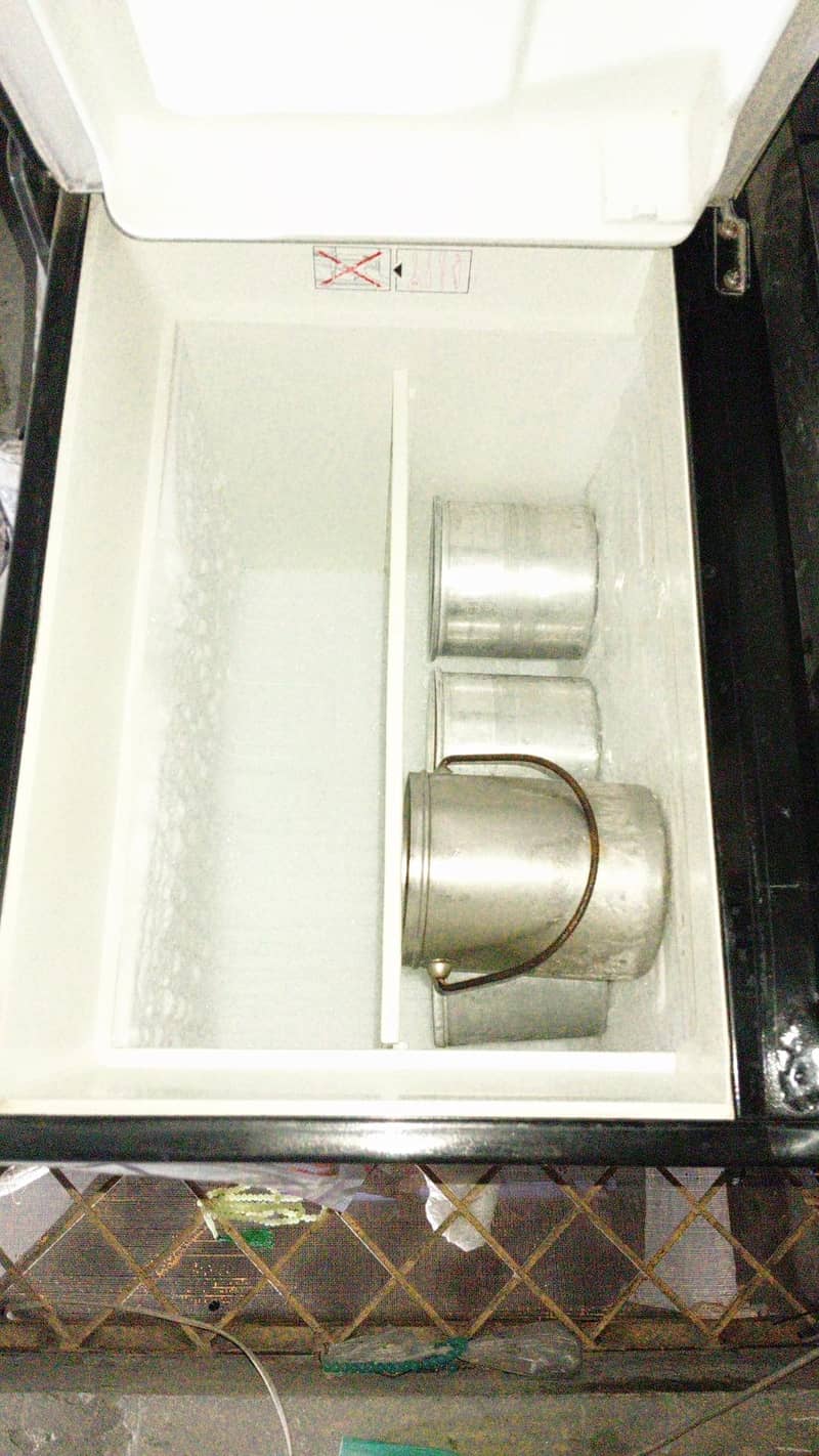 refrigerator 1