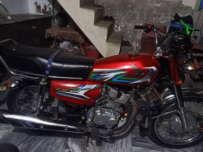 Honda 125 Motorcycle