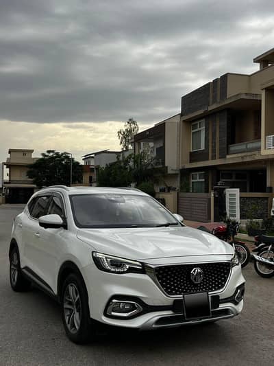 MG HS 2021