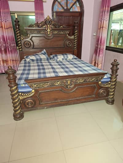 Chuniot wood frunitre room set