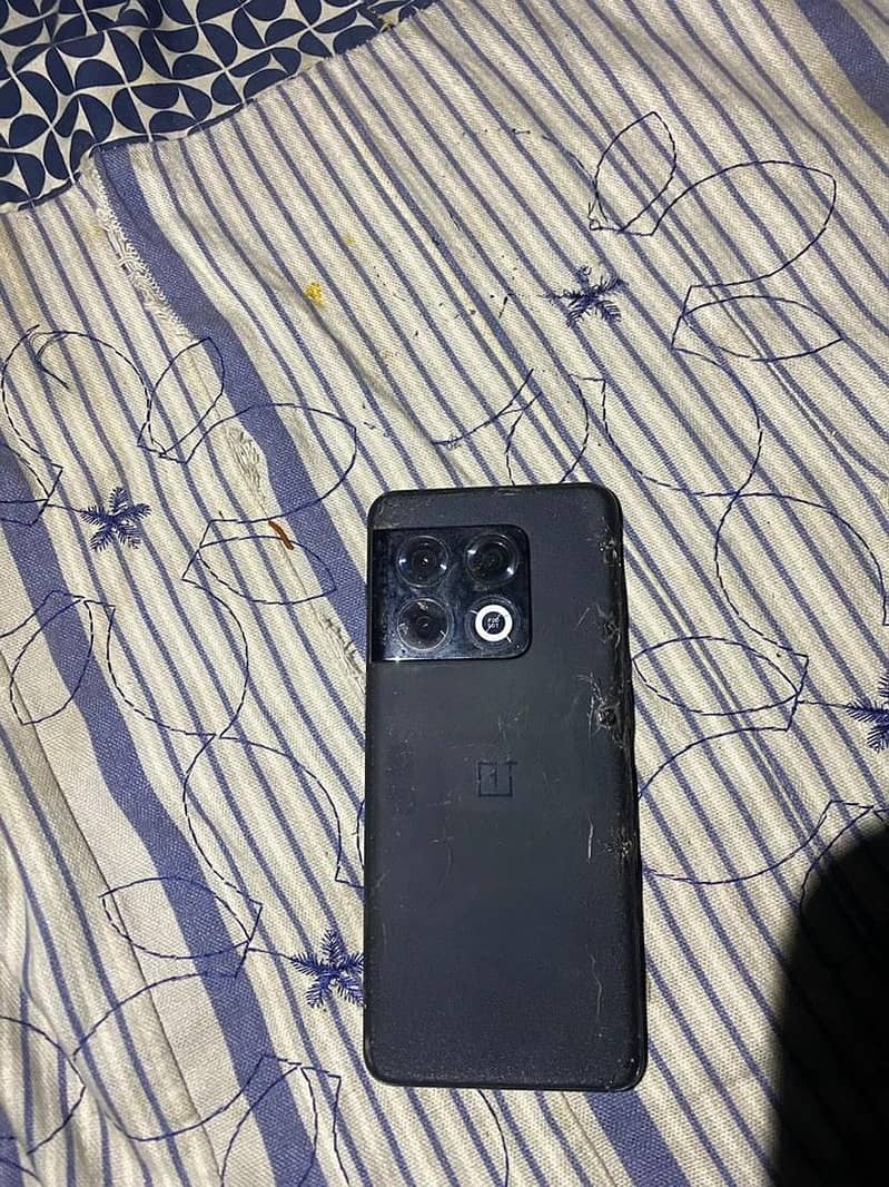 oneplus 10 pro 1