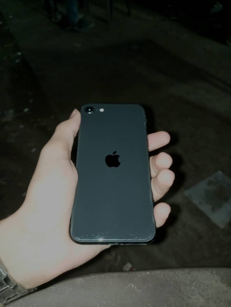 Apple iPhone SE 0