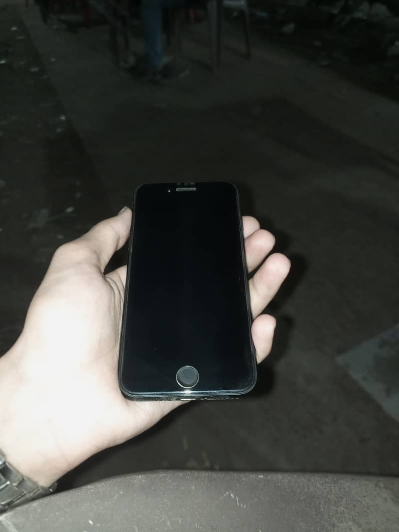 Apple iPhone SE 1