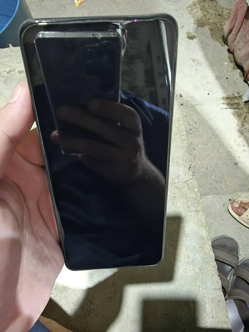 Realme C75 1