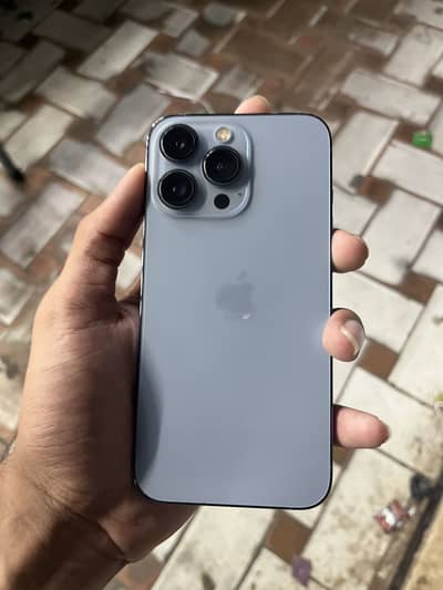 I phone 13 pro 256gb pta approved