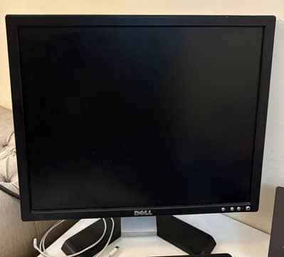 Dell 19" LCD Monitor – Excellent Working Condition
