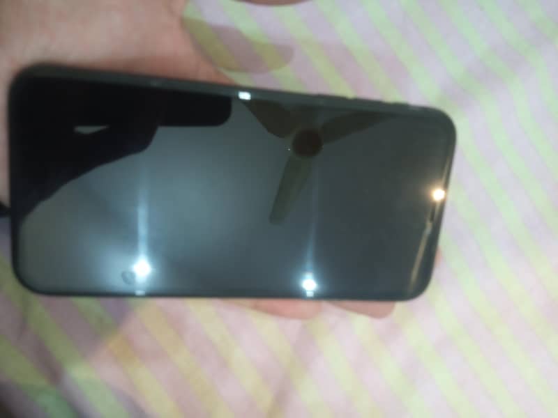 Apple iPhone 11 5