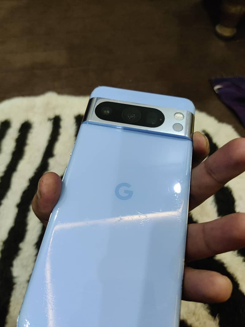 Google Pixel 8 Pro 0
