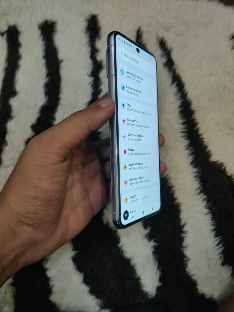 Google Pixel 8 Pro 4