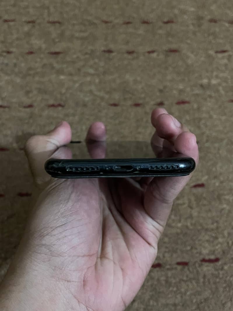 Apple iPhone SE2 4
