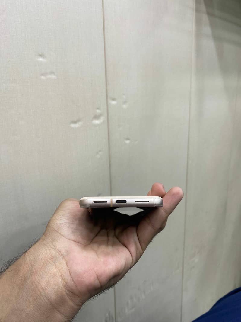 Google Pixel 8 1