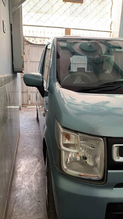 Suzuki Wagon R semi hybrid