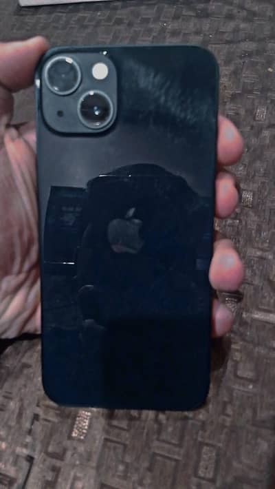 Apple iPhone 13
