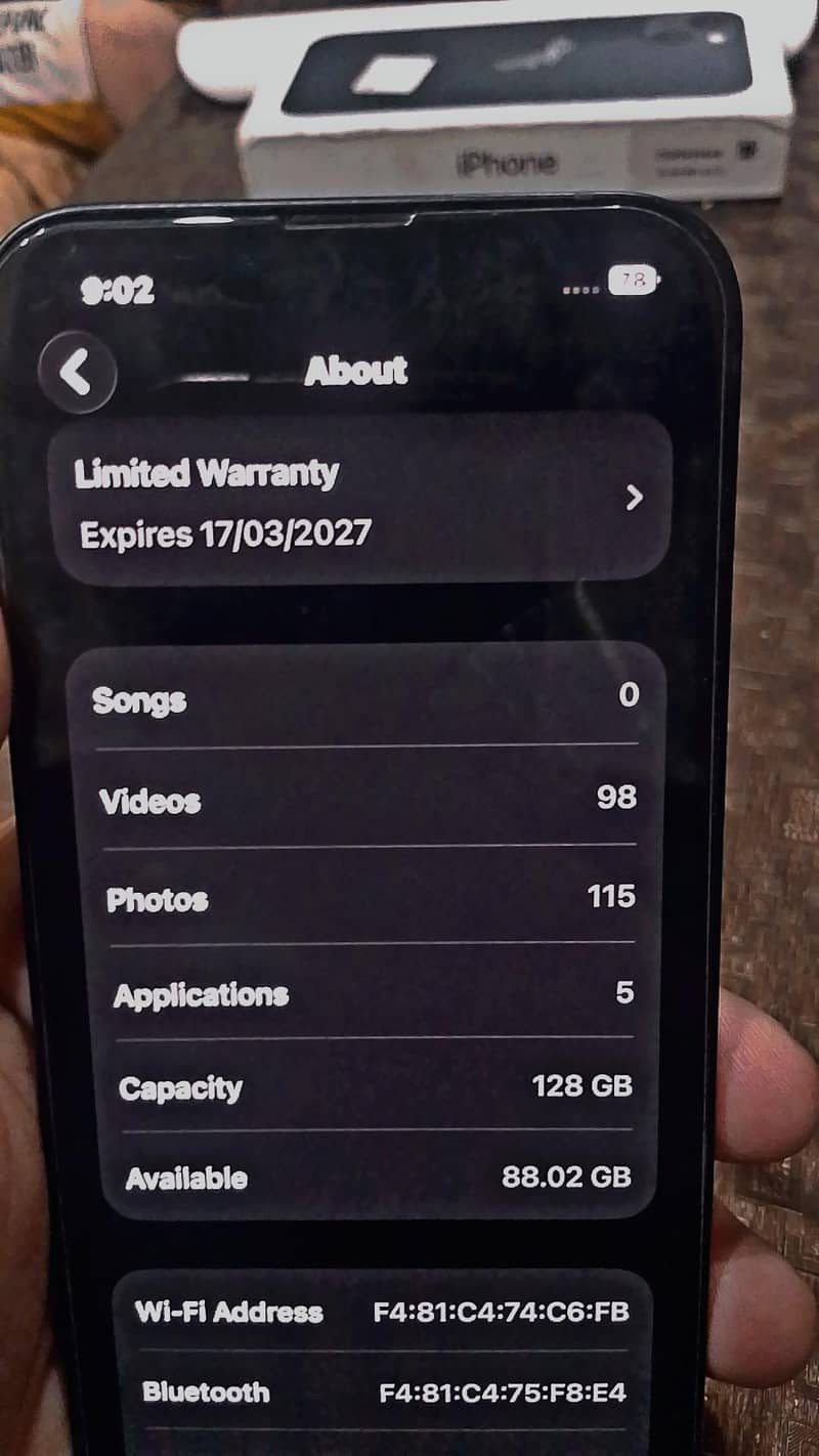 Apple iPhone 13 1