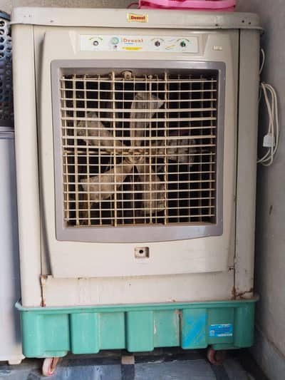 condition 9/10 urgent sale