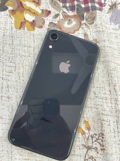 Apple iPhone XR