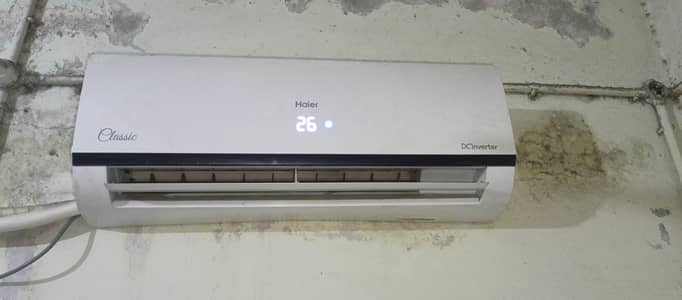 Haier 1 Ton DC almost new