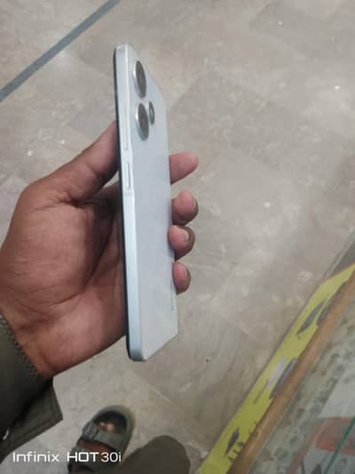 Infinix Hot 30.8+8.128gb