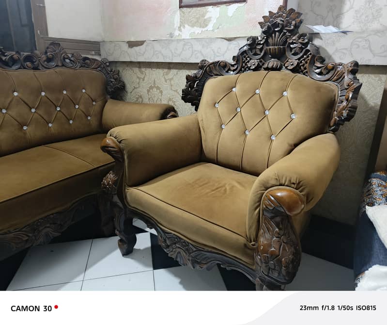 chinioti wooden just like new sofa set with three tables 1