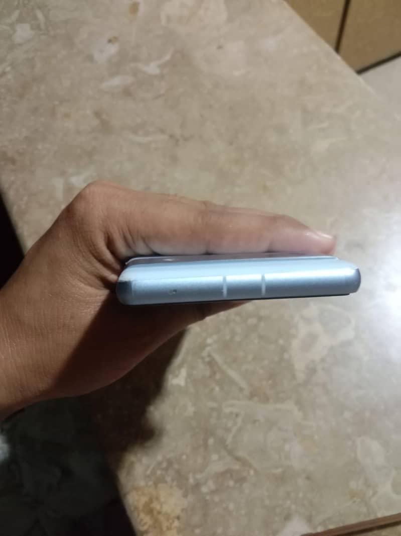 Google Pixel 7a 3