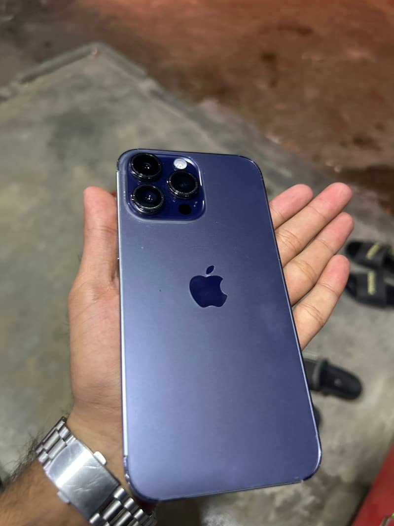 Iphone 14 pro max 2