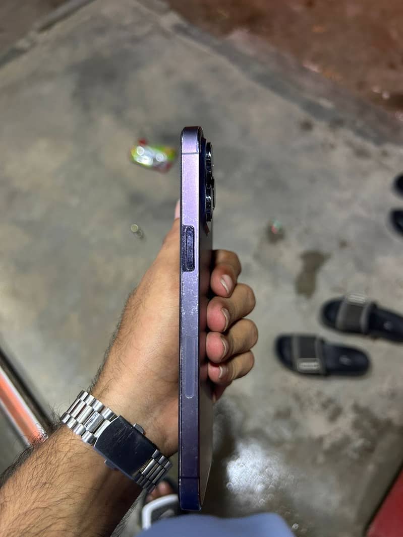 Iphone 14 pro max 3