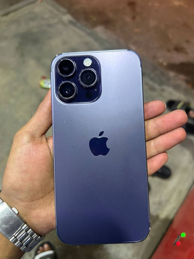 Iphone 14 pro max 4