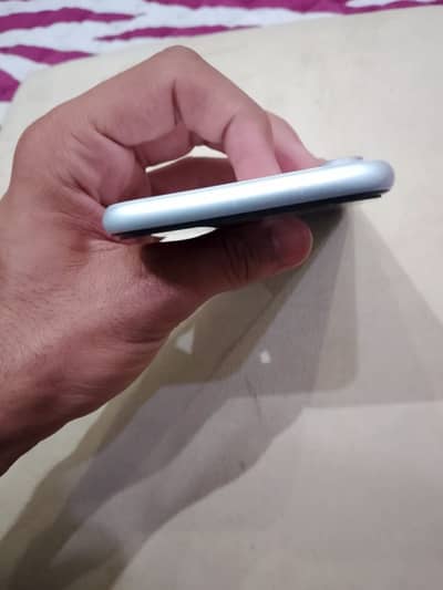 Apple iPhone XR