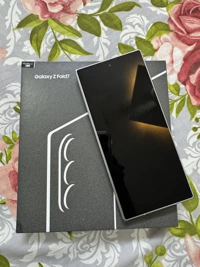 Samsung Z Fold 7 Brand New Condition