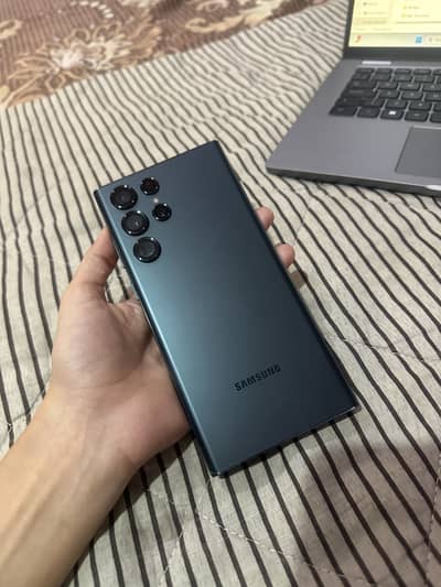 Samsung Mobile S22 Ultra for sale