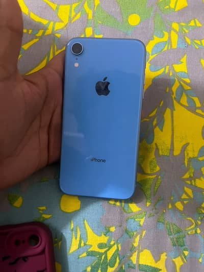 Apple iPhone XR