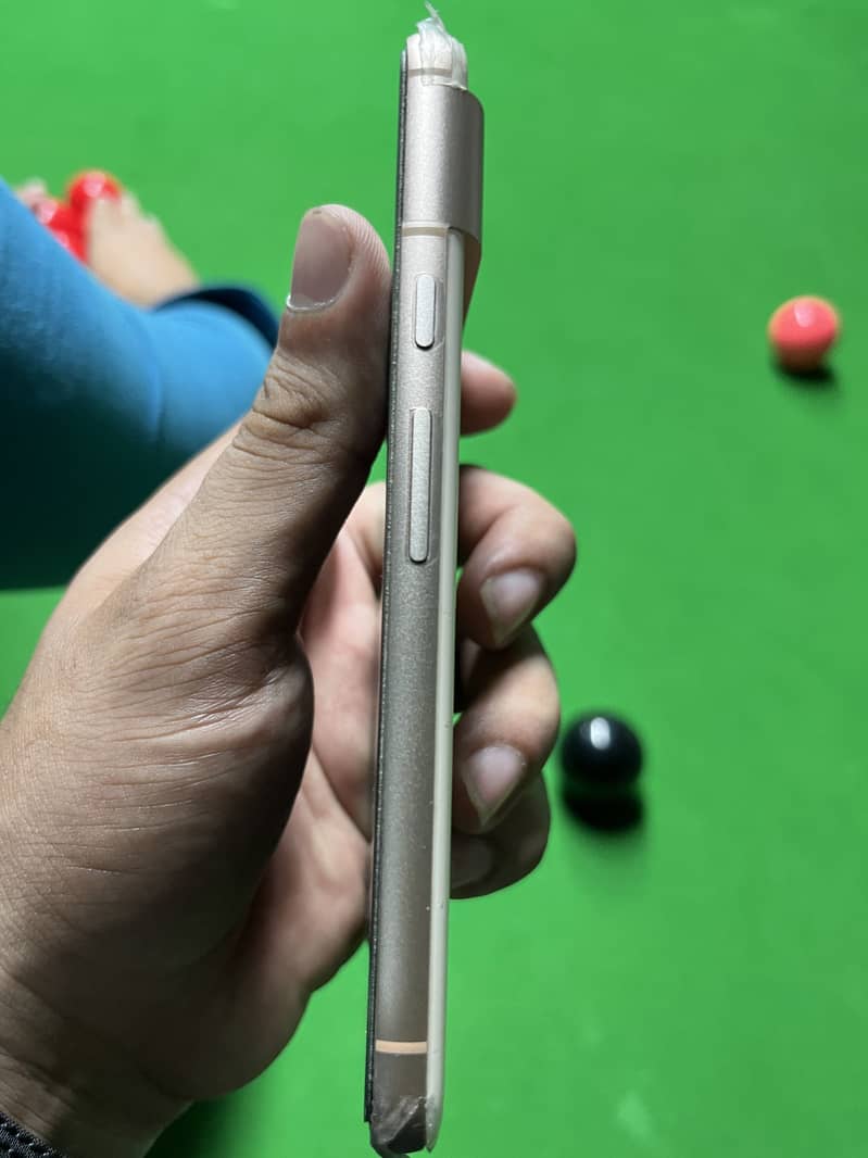 Google Pixel 8 1
