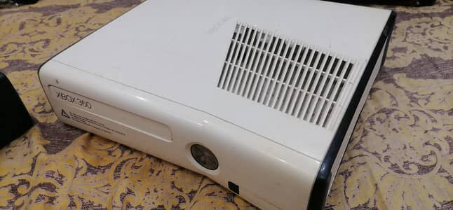 Xbox360 Slim Casing White