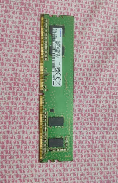 DDR-4 4GB 2440 mhz SAMSUNG RAM