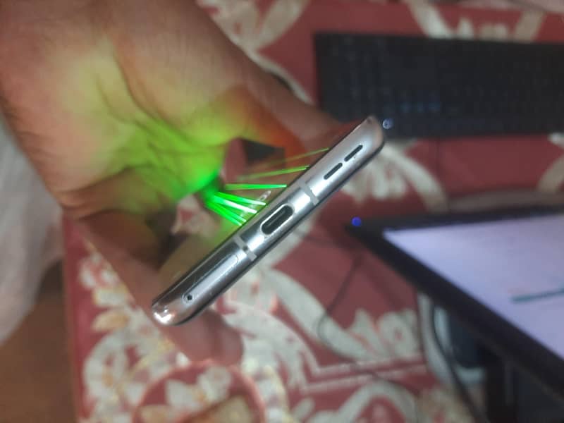 One Plus 9 Pro 4