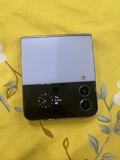 Samsung Mobile Z Flip 4