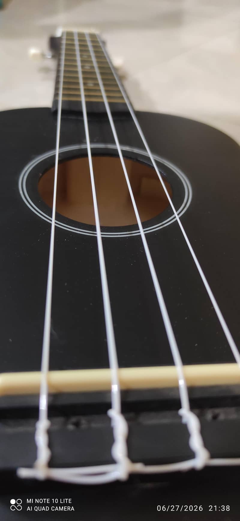 Ukulele 1