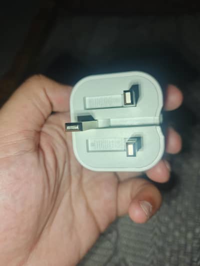 iPhone 20w original adopter