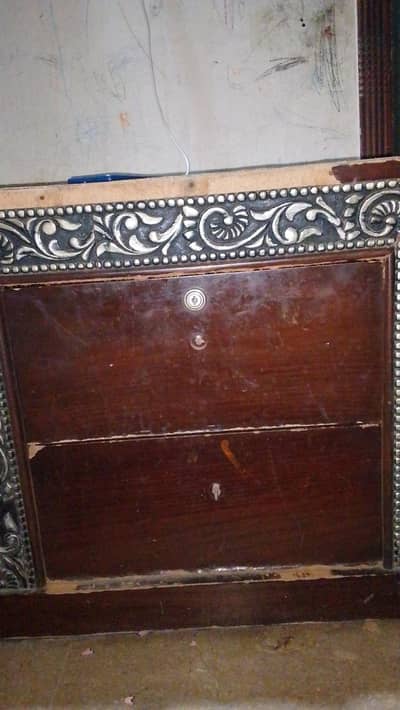 solid wood vanity