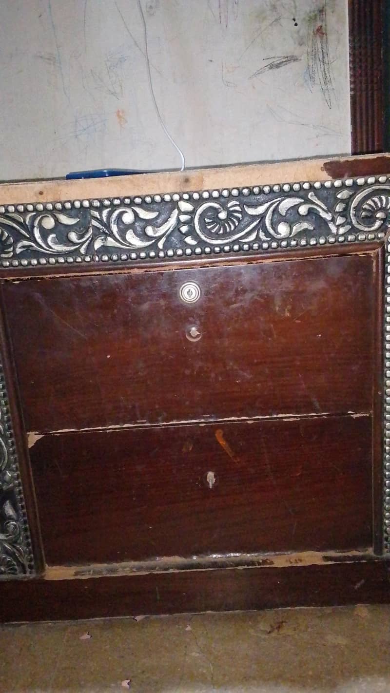 solid wood vanity 0