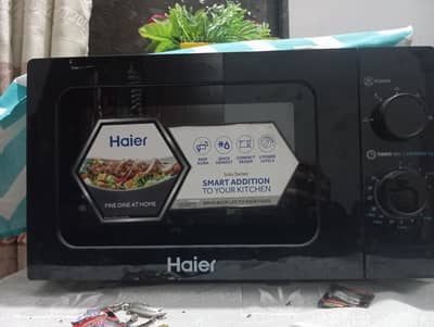 Microwave ( Condition New only one month used)