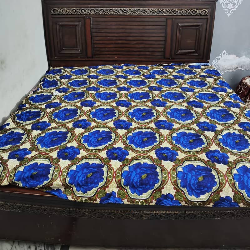 full size Bed 2
