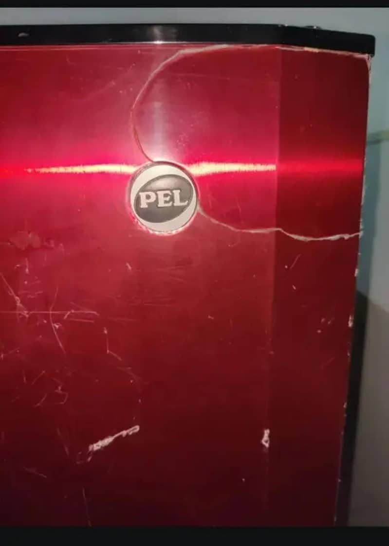 PEL  بیڈ روم سائز چھوٹی فرج بجلی کی بچت کے ساتھ 1