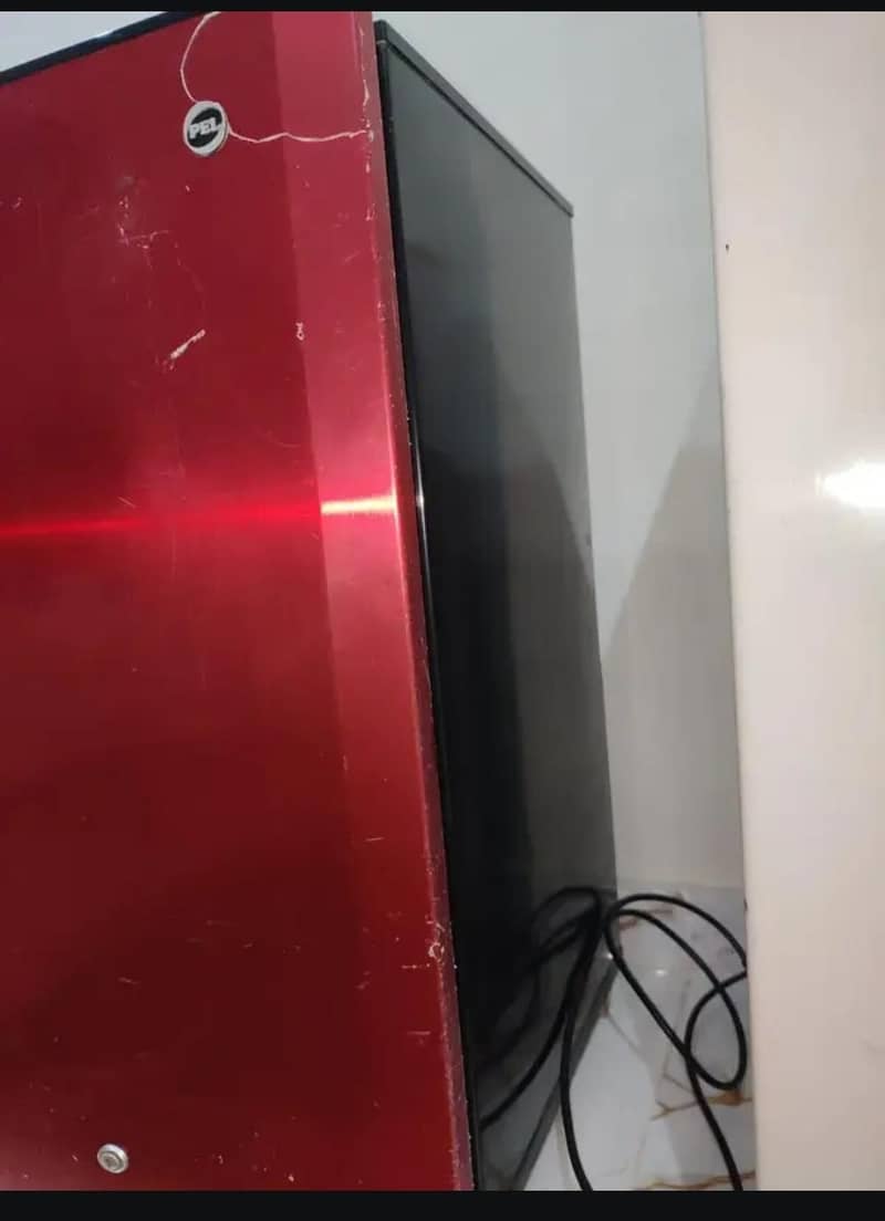 PEL  بیڈ روم سائز چھوٹی فرج بجلی کی بچت کے ساتھ 3