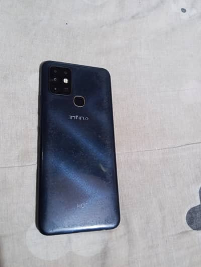 Infinix Hot 10 4GB Ram 64GB Rom Dual sim pTa approved.